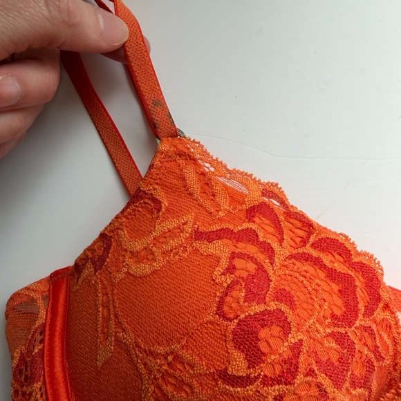 Victoria's Secret 34C Bright Colors set of 5 Push-Up Bras, Flawed - Picture 11 of 16